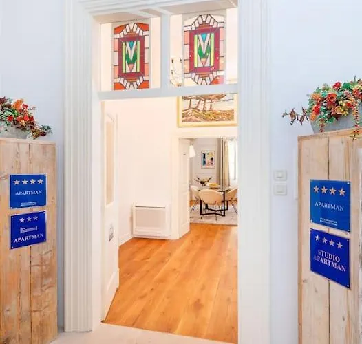 Palace Art Ii Apartment *